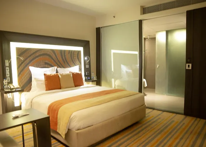 Novotel Kolkata Hotel And Residences